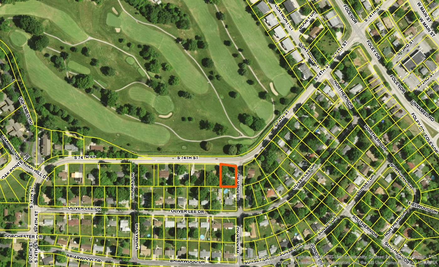 Satellite view of S 74th Street showing the St Clair Country Club and a portion of the Ogles Neighborhood. 300 S 74th Street is highlighted in orange.